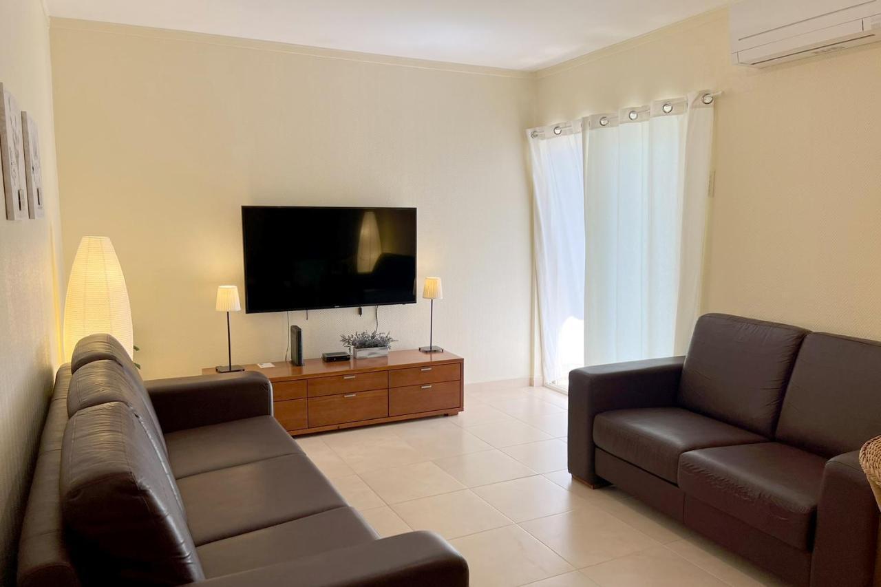 Apartment On Praia Da Rocha With Wifi And Garage By Amcf Portimao Bagian luar foto
